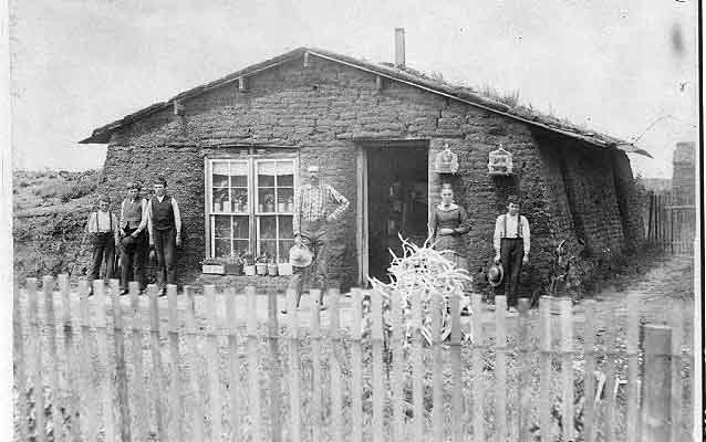 Early Homesteader family, 19th century