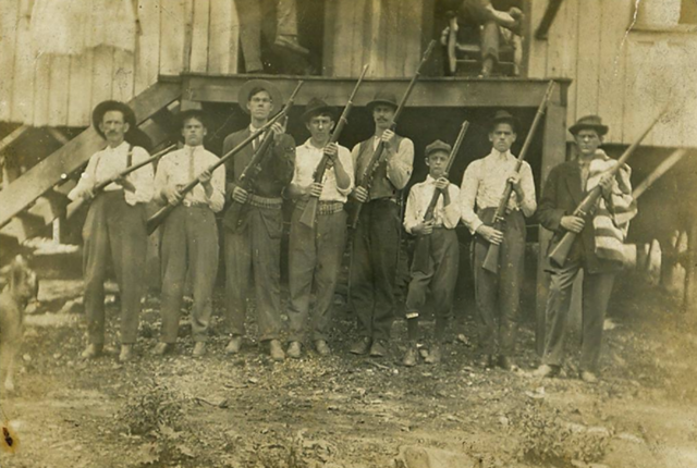 640px-Miners_with_guns_in_Eskdale